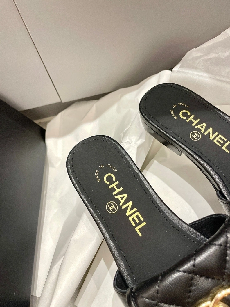 DailyWear Chxnxl Slippers 118984