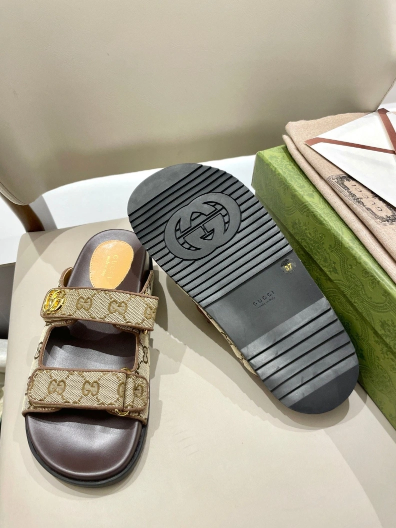 Gxccx Sandals Unique 157205