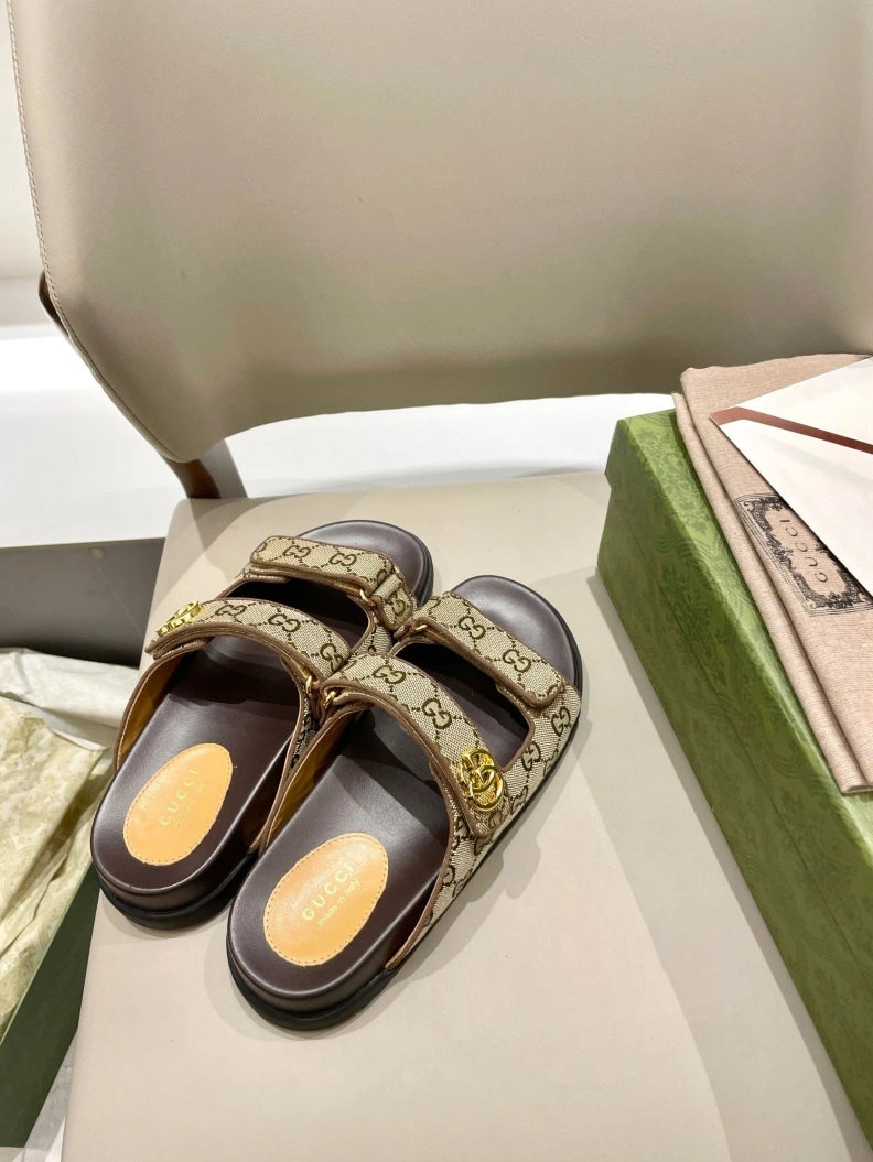 Gxccx Sandals Unique 157205