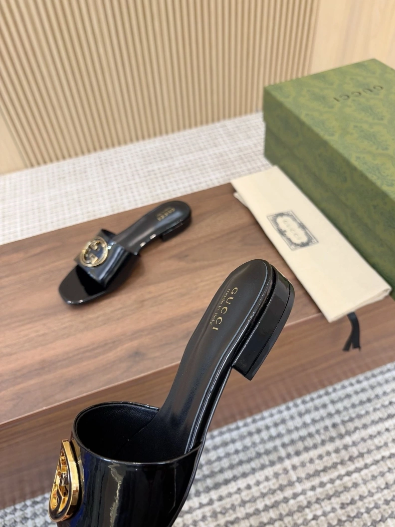 Gxccx Slippers Sophisticated 157096