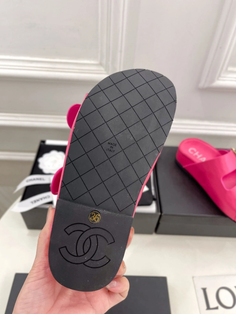 NewStyle Chxnxl Slippers 118983