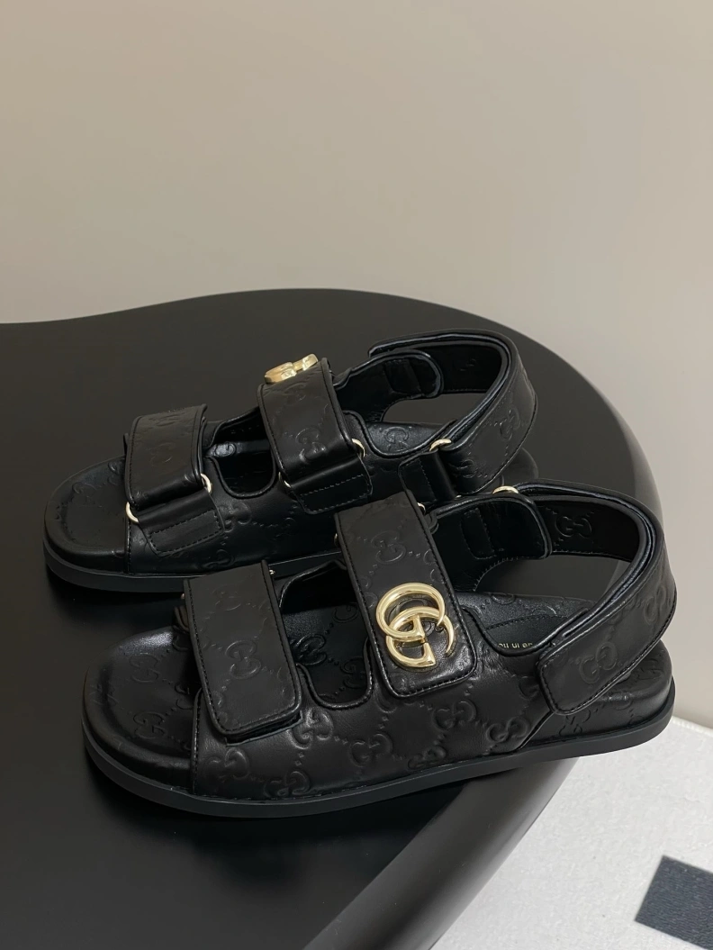Gxccx Sandals Vibrant 157209