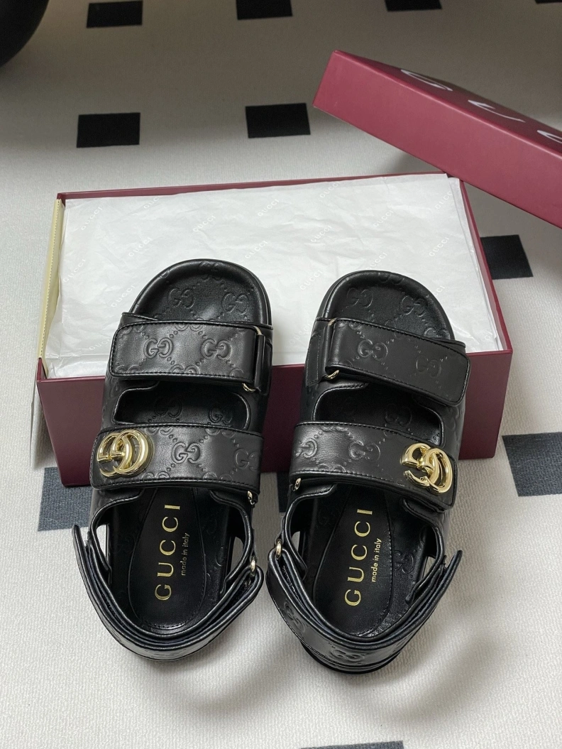 Gxccx Sandals Vibrant 157209