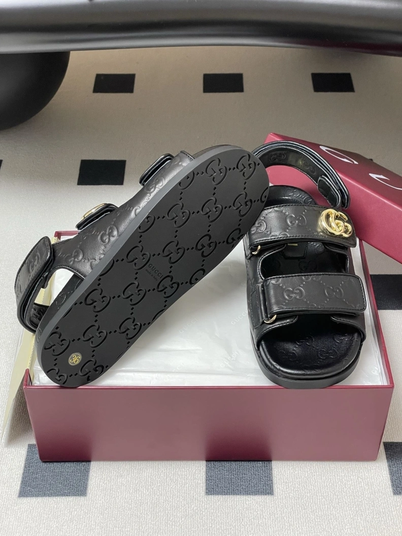 Gxccx Sandals Vibrant 157209