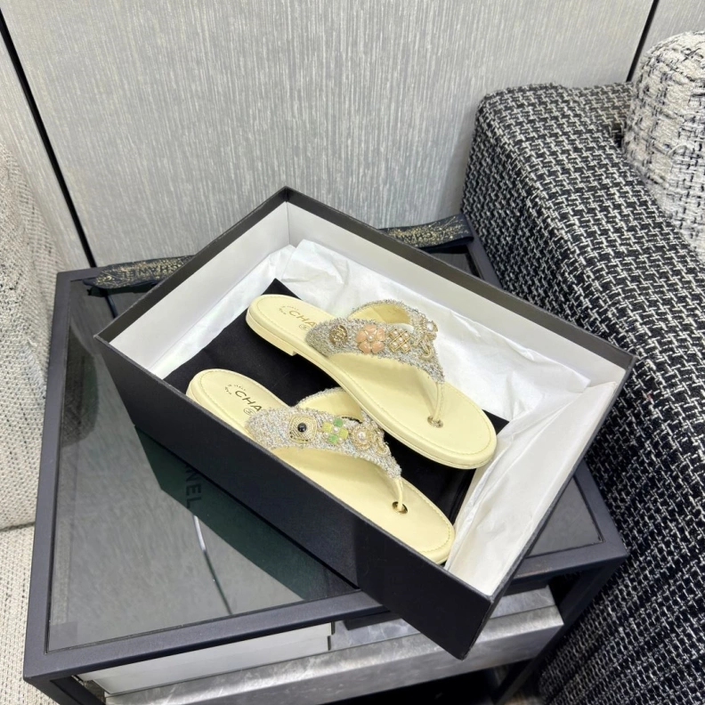 Chxnxl Slippers Sophisticated 118977