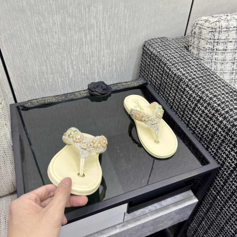 Chxnxl Slippers Sophisticated 118977