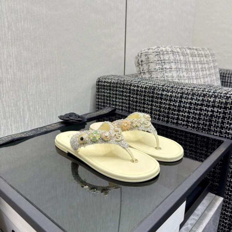 Chxnxl Slippers Sophisticated 118977