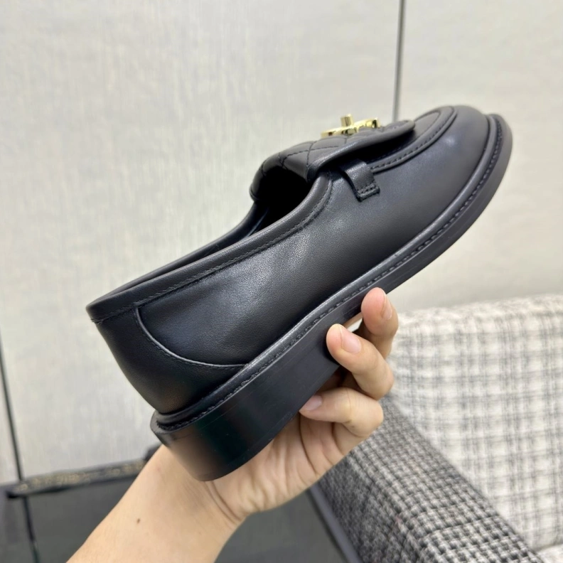 Comfortable Chxnxl Slippers 118981