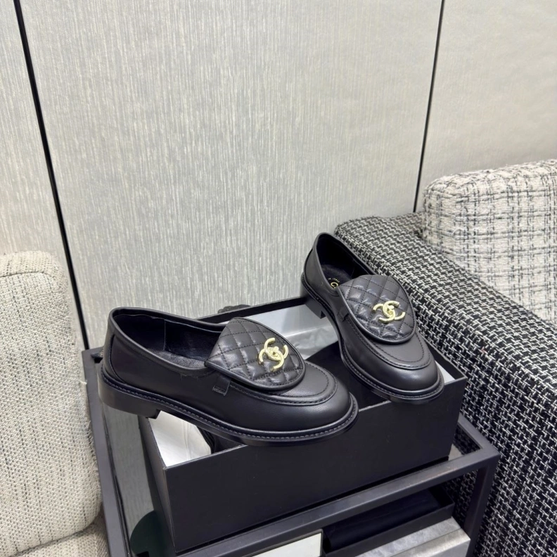 Comfortable Chxnxl Slippers 118981