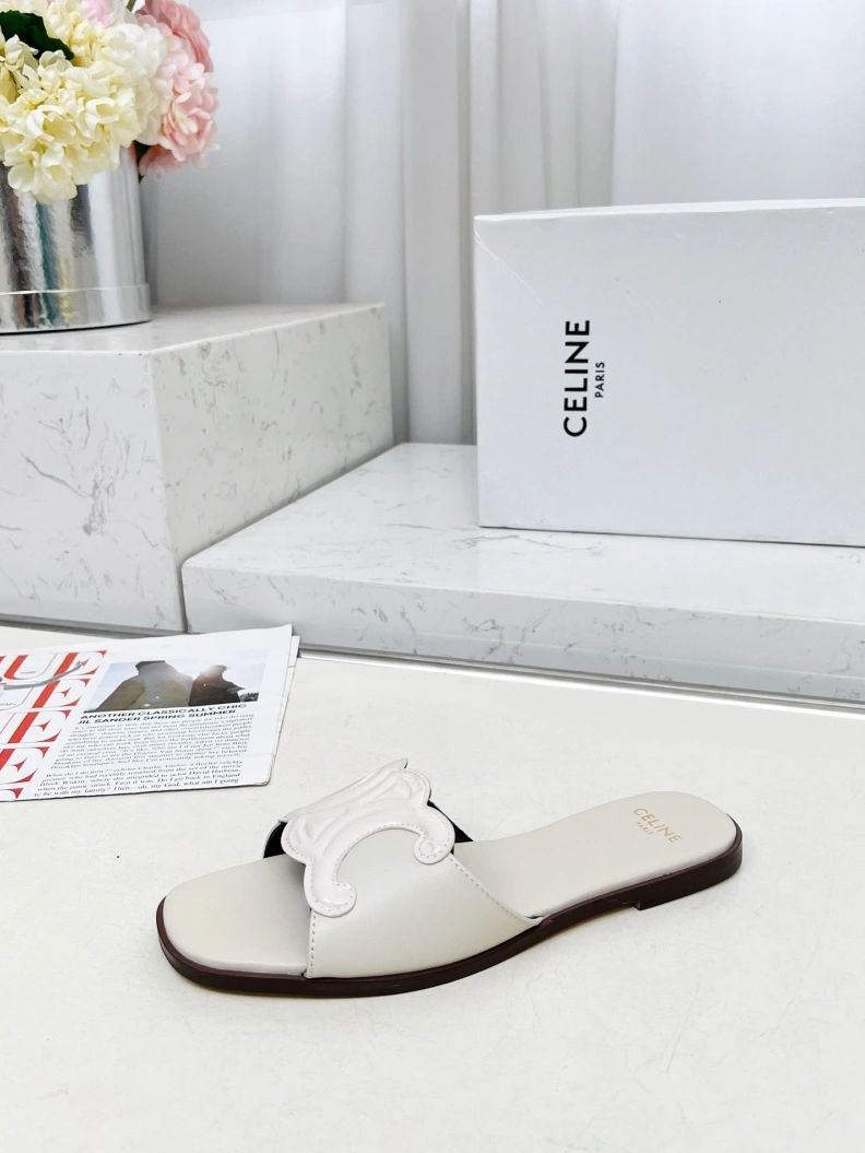 EasyMatch Cxlxne Slippers 116086