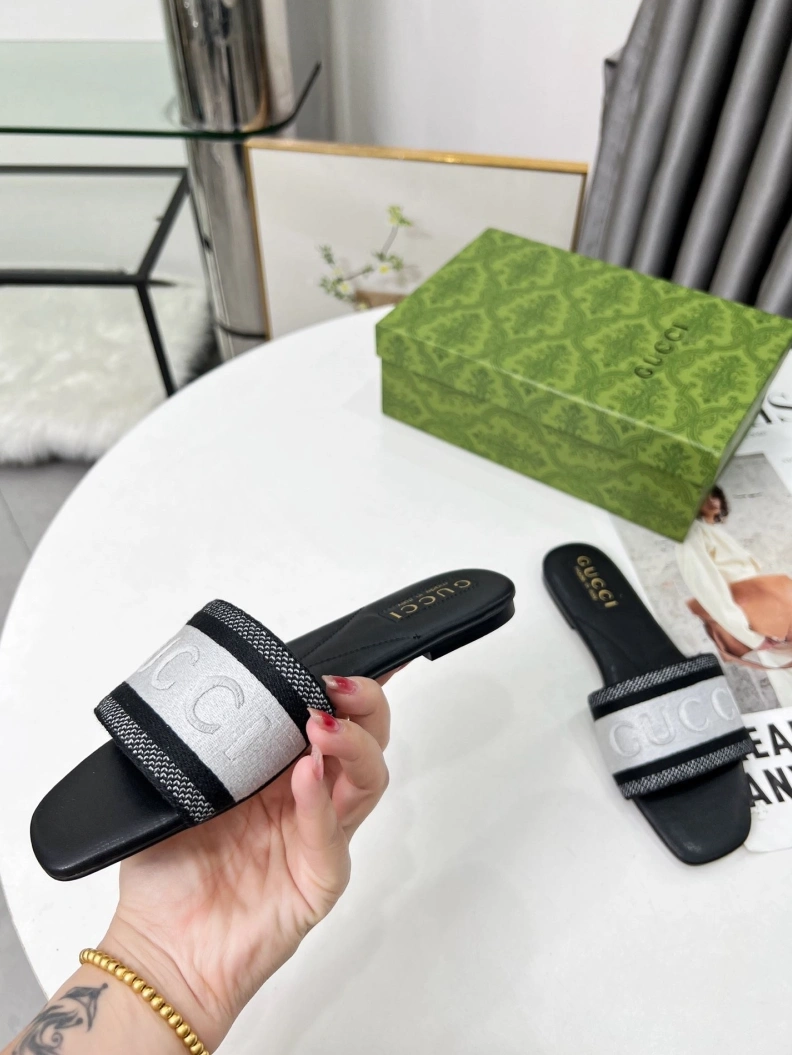 Gxccx Slippers Refined 157092