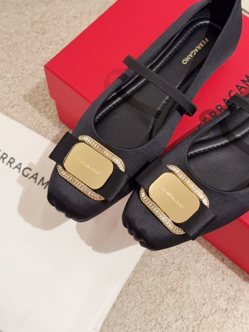 Othxr flat shoes ModernLook 212318