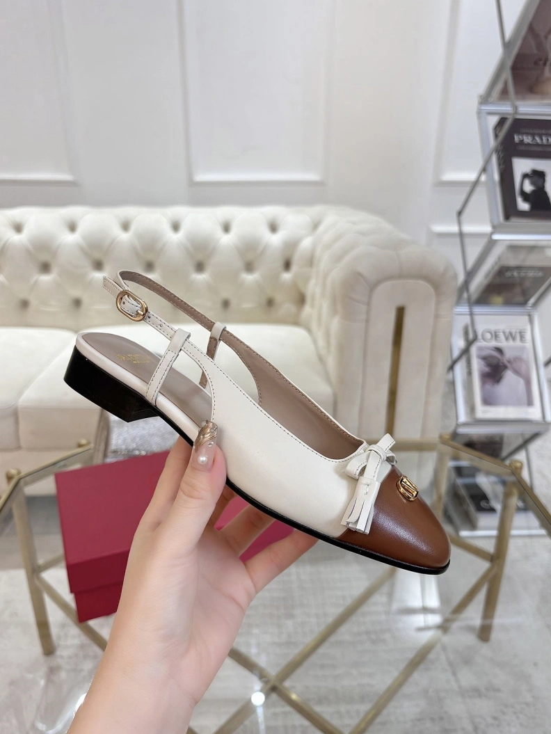 Trendy Vxlxntino Sandals 229452