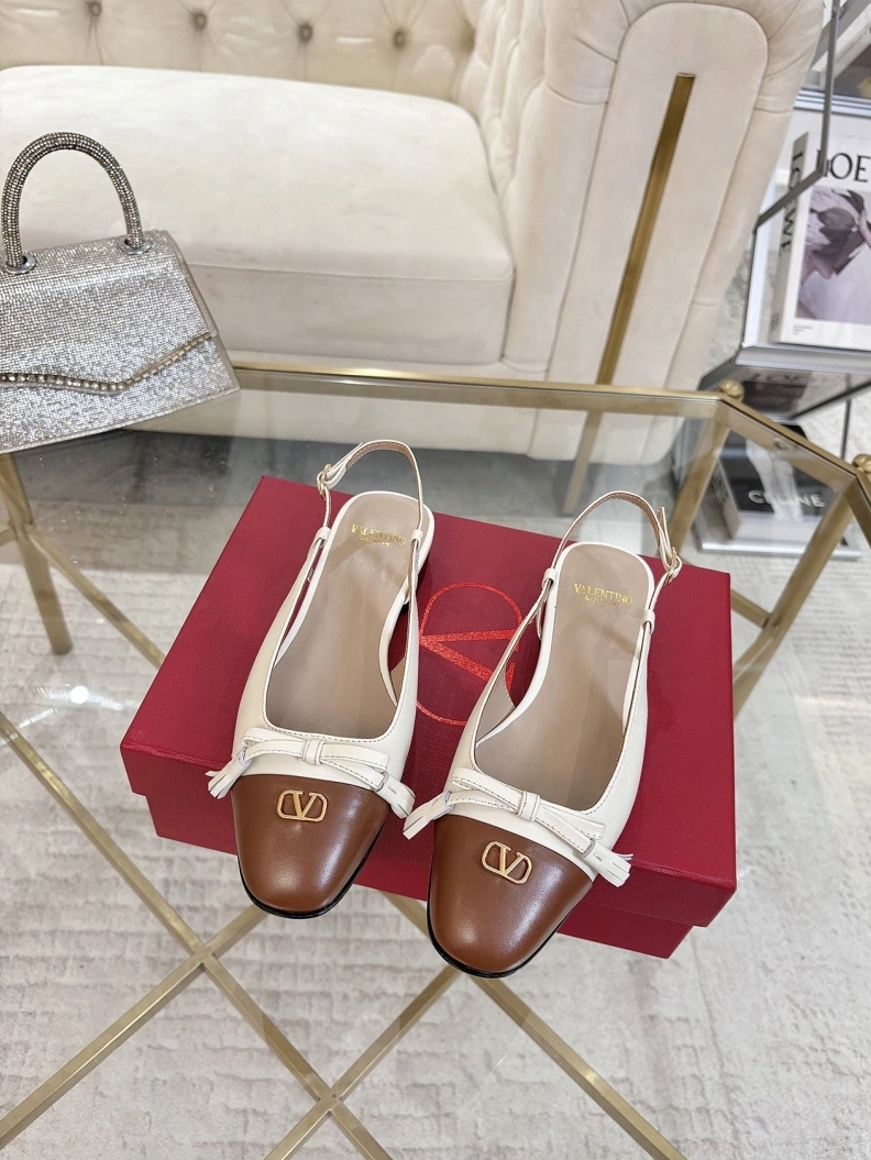 Trendy Vxlxntino Sandals 229452