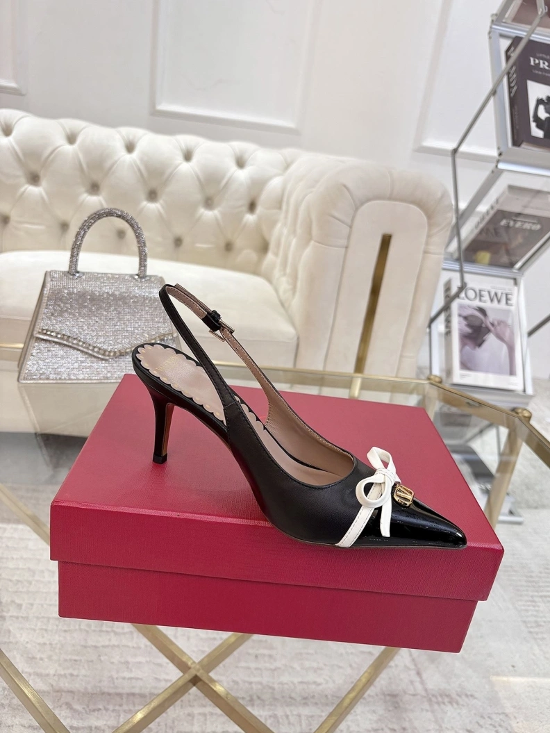 Soft Vxlxntino Sandals 229462