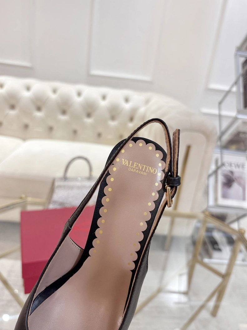 Soft Vxlxntino Sandals 229462