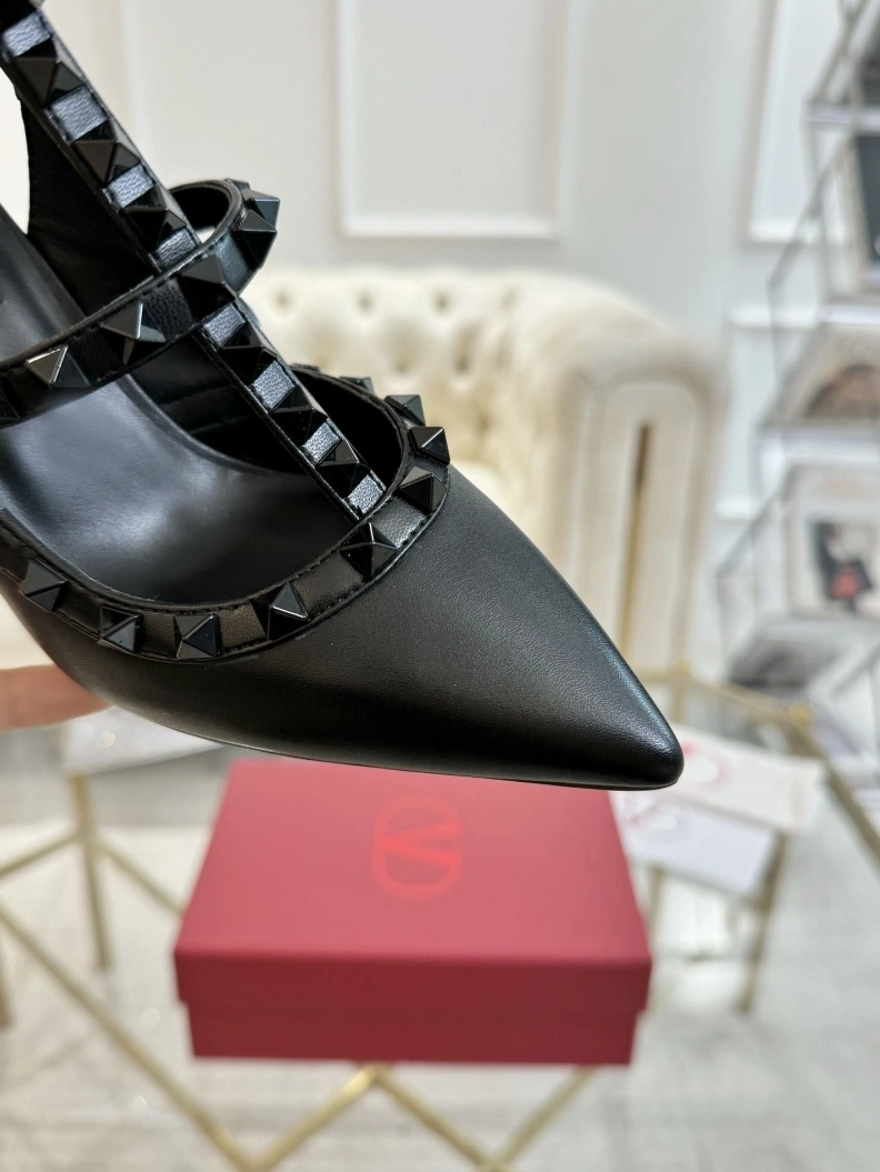 Vxlxntino Sandals WellDesigned 229444