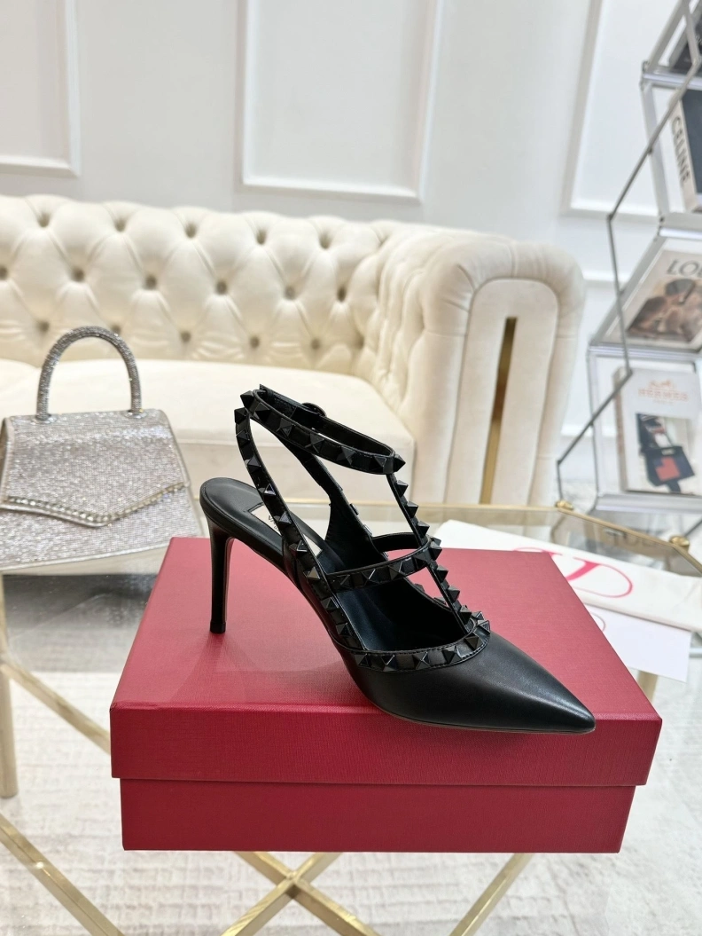 Vxlxntino Sandals WellDesigned 229444