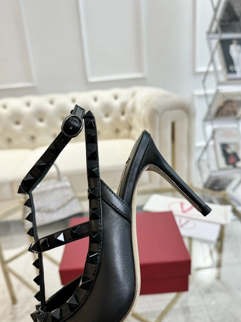 Vxlxntino Sandals WellDesigned 229444