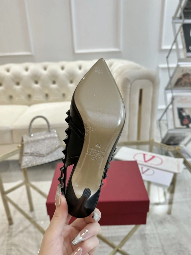 Vxlxntino Sandals WellDesigned 229444