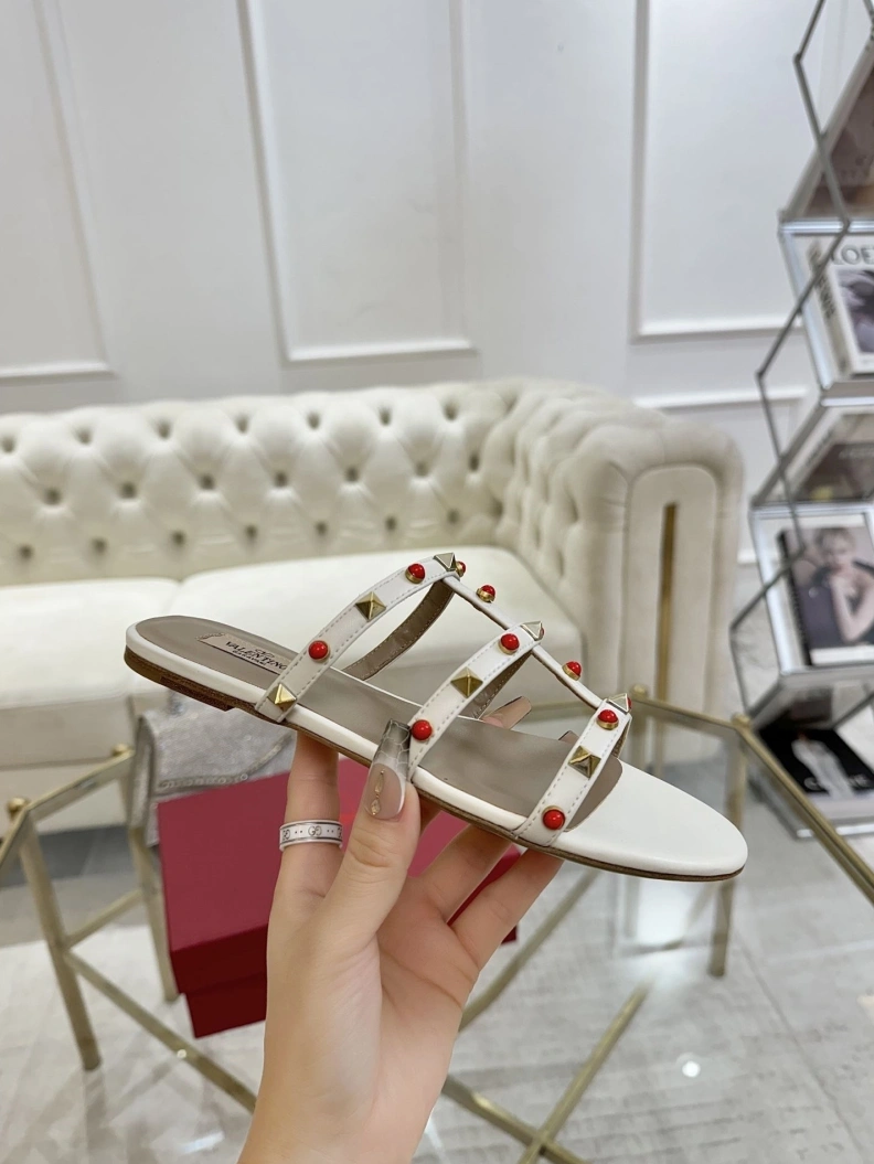 StreetReady Vxlxntino Sandals 229448