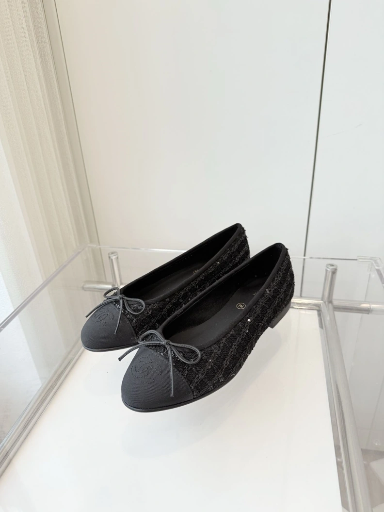 Classic Chxnxl Flat Shoes 119494