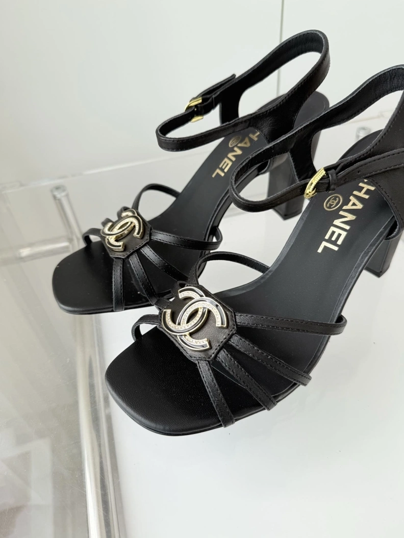DailyWear Chxnxl Sandals 119232