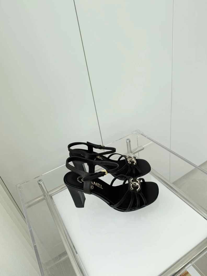 DailyWear Chxnxl Sandals 119232