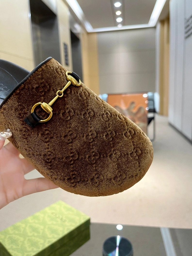 Gxccx Slippers StreetReady 157088