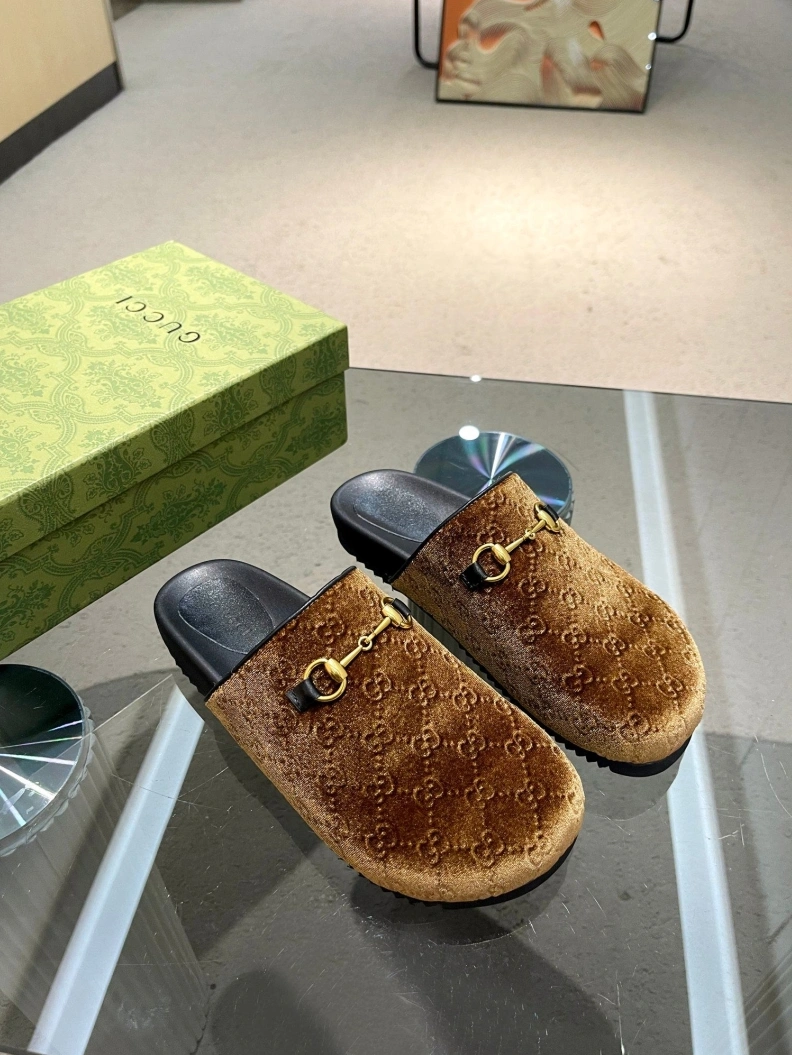 Gxccx Slippers StreetReady 157088