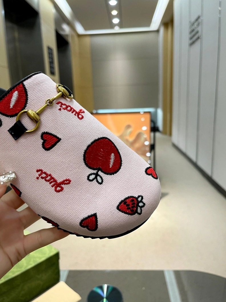 Gxccx Slippers Reliable 157089