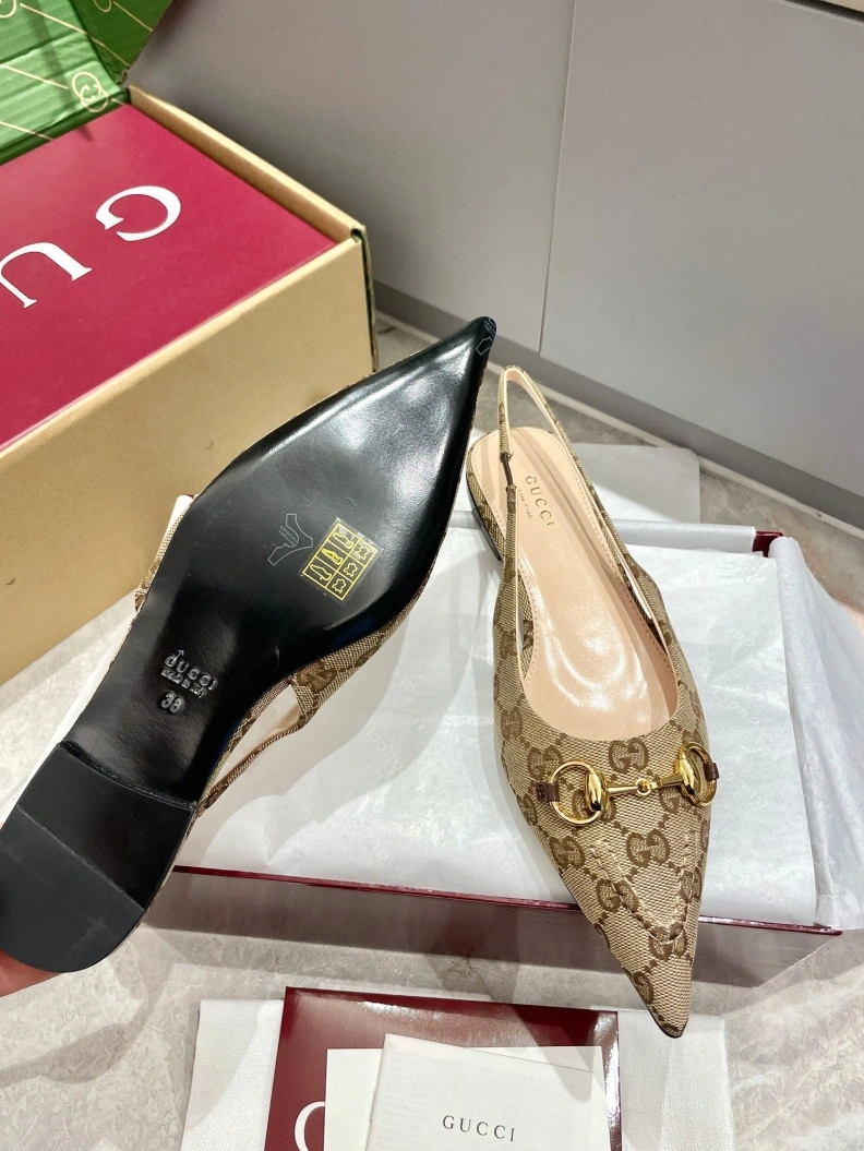 Gxccx Sandals Sophisticated 157206