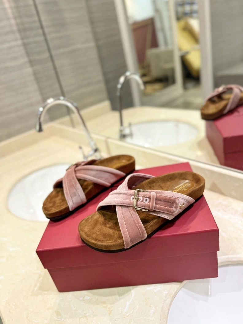 StreetReady Vxlxntino Slippers 229343