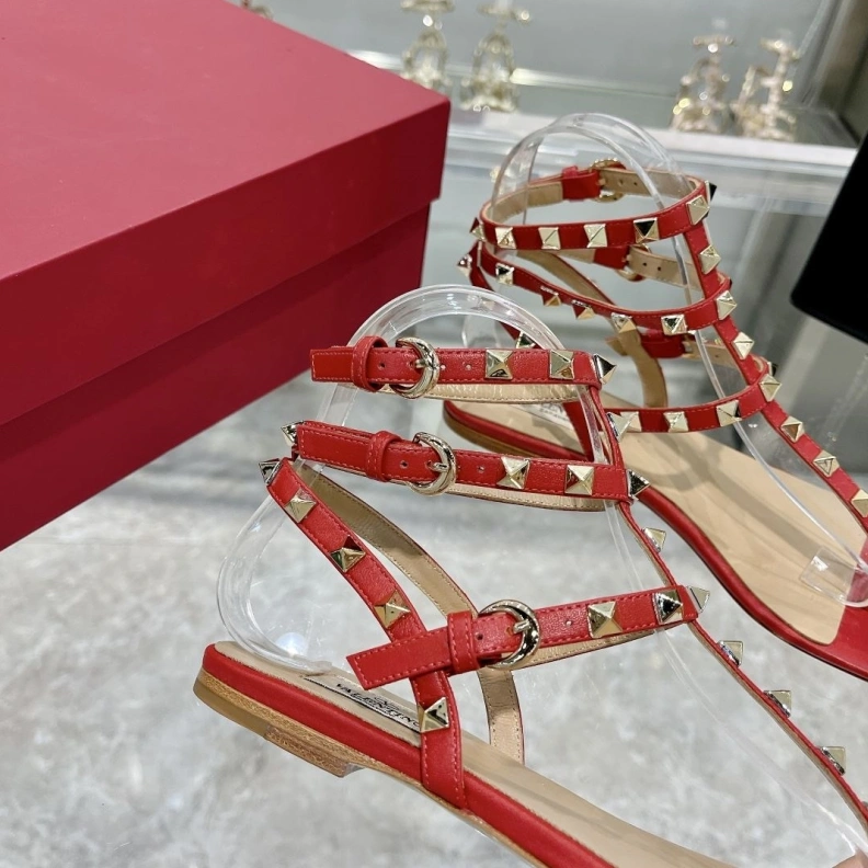 Reliable Vxlxntino Sandals 229443