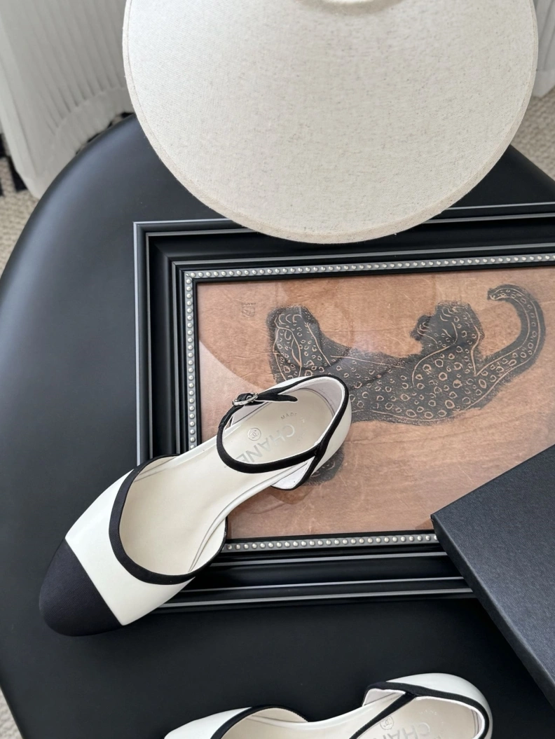 Elegant Chxnxl Flat Shoes 119486