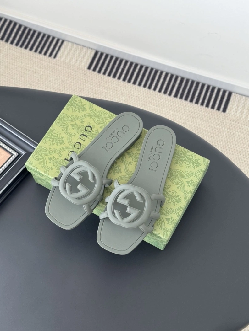 Gxccx Slippers Trendsetting 157081