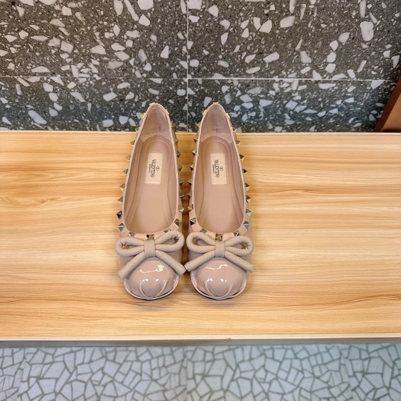 Timeless Vxlxntino flat shoes 229569