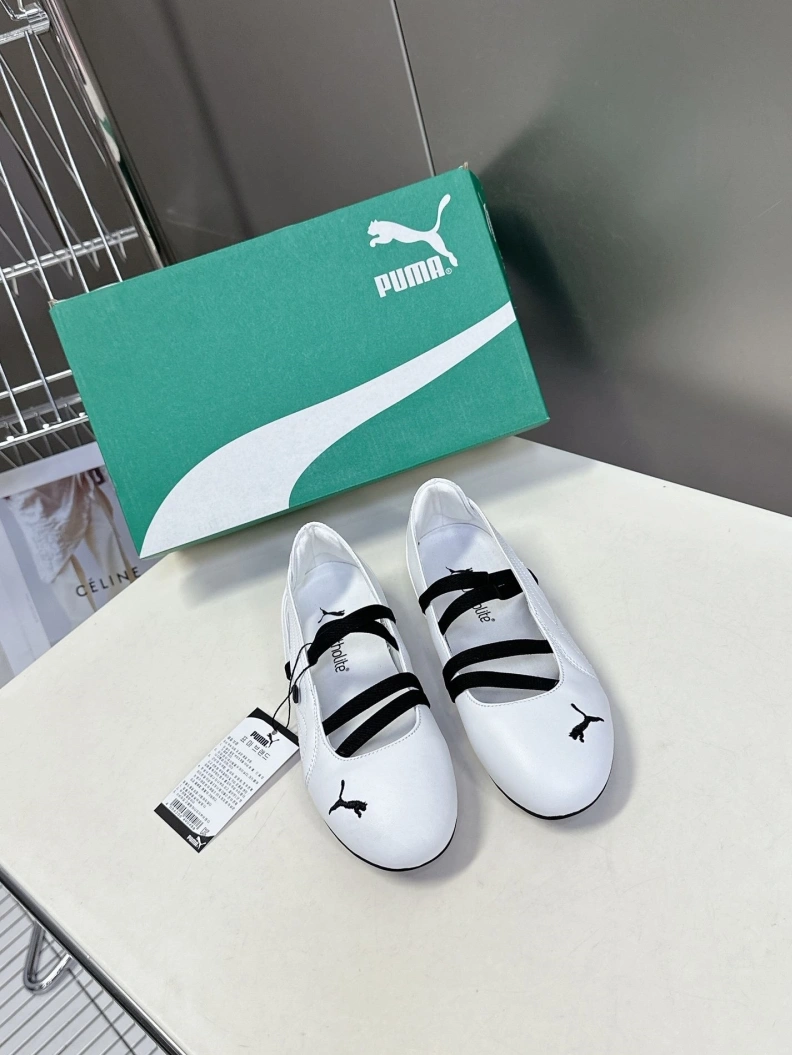 Bold Othxr flat shoes 212287