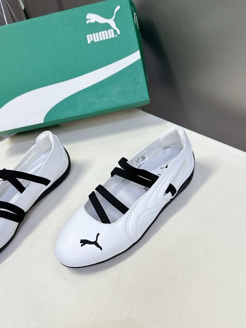 Bold Othxr flat shoes 212287
