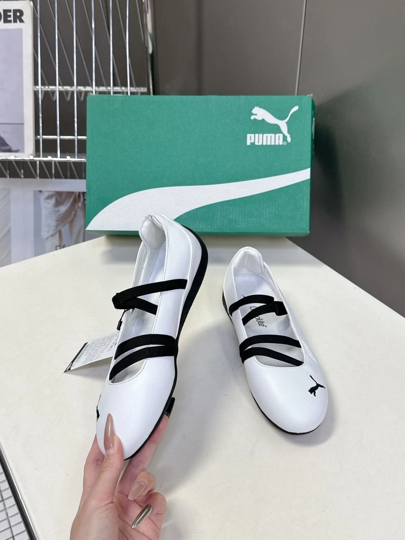Bold Othxr flat shoes 212287