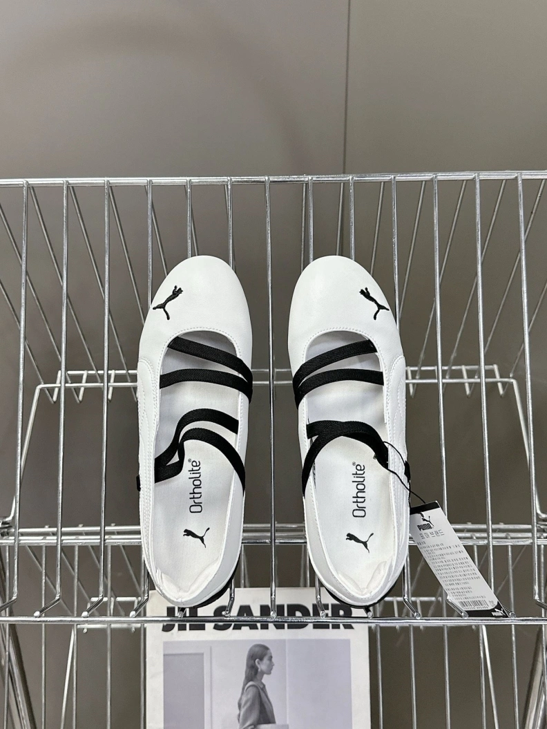 Bold Othxr flat shoes 212287