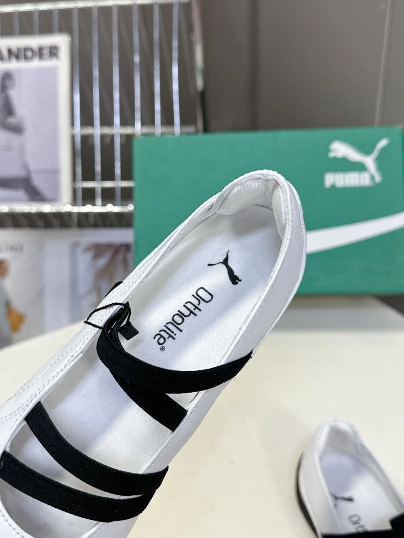 Bold Othxr flat shoes 212287