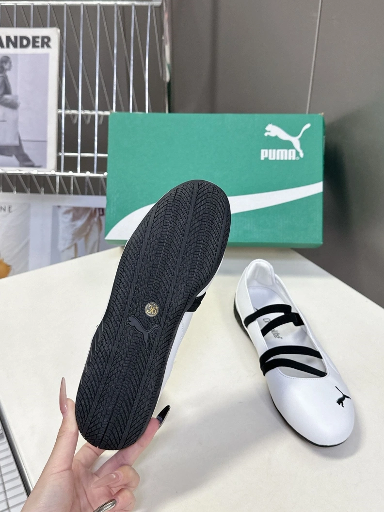 Bold Othxr flat shoes 212287