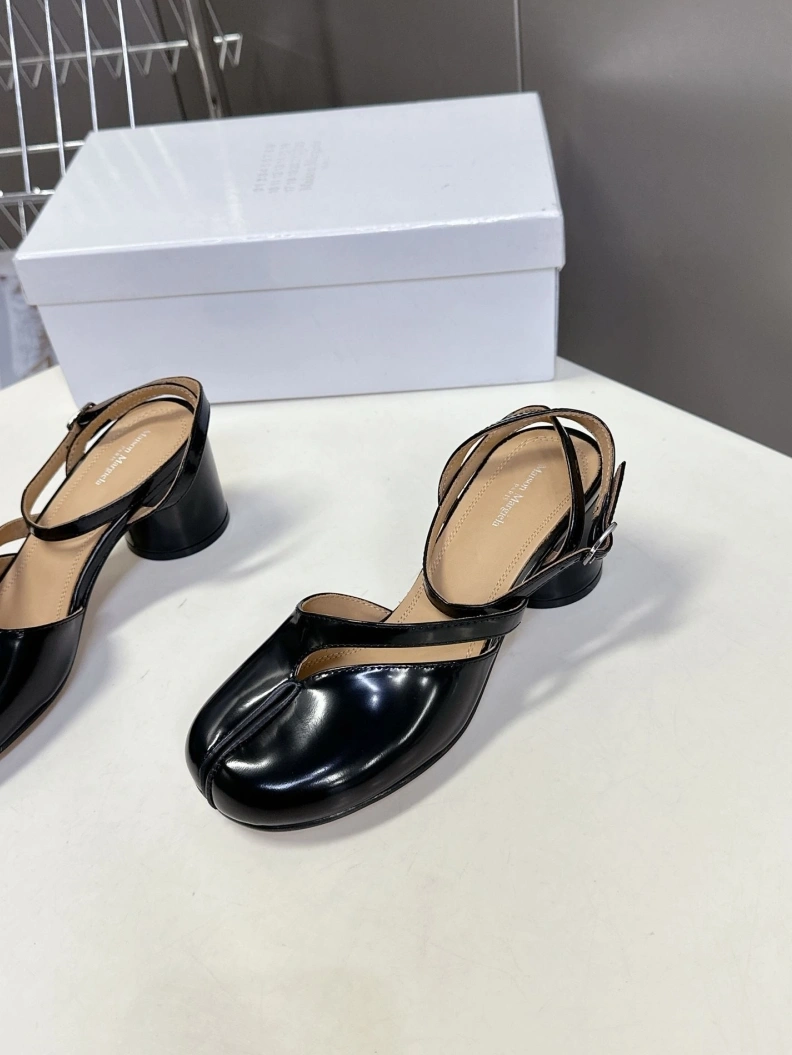 Minimalist Othxr Sandals 212160