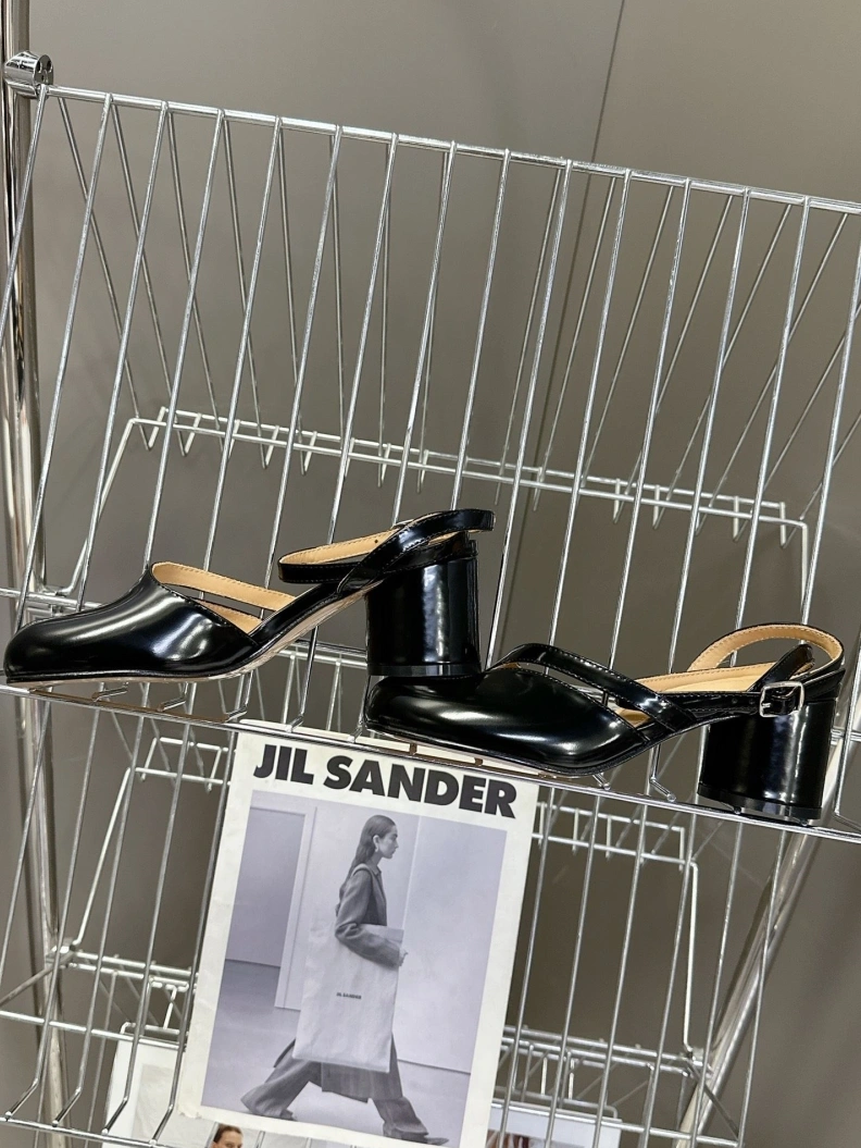 Minimalist Othxr Sandals 212160