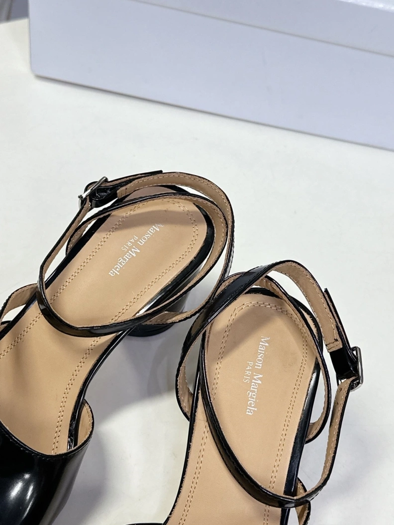 Minimalist Othxr Sandals 212160