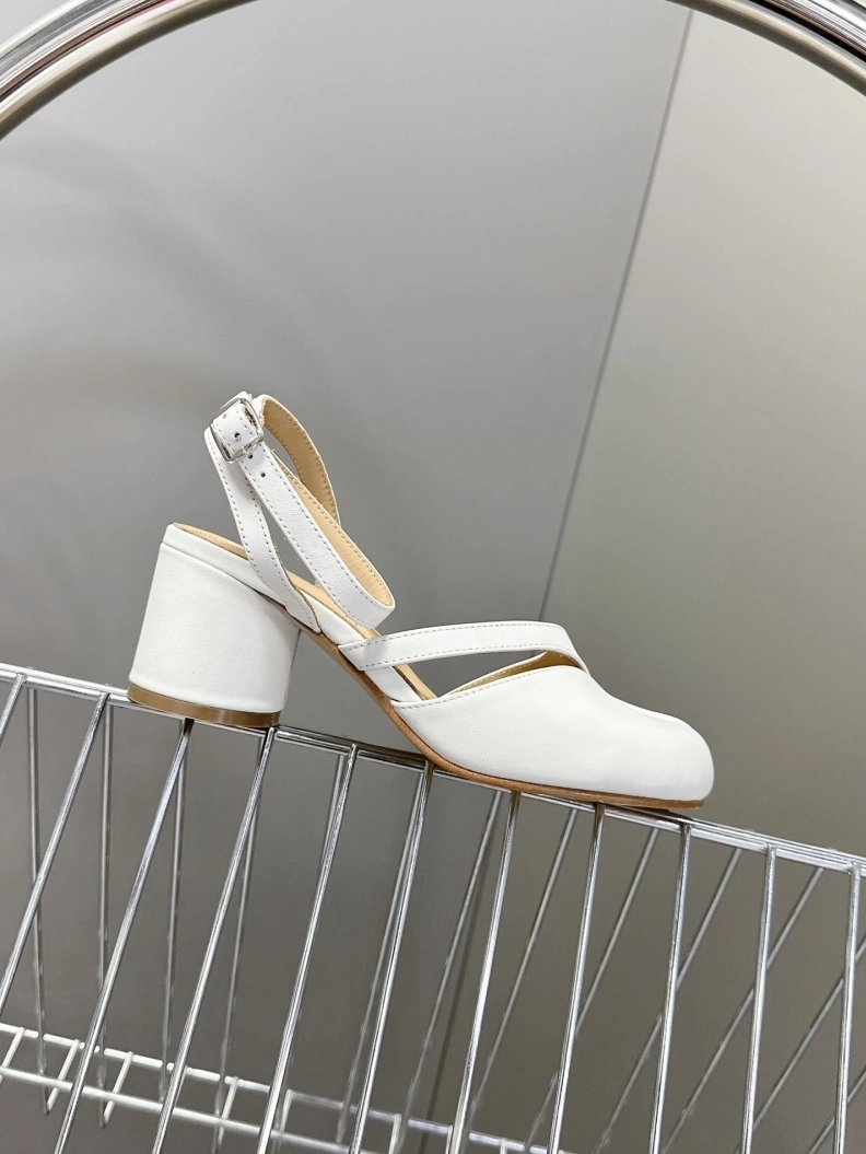 Reliable Othxr Sandals 212158