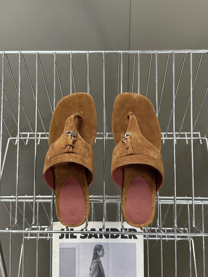 Compact Othxr Slippers 212092