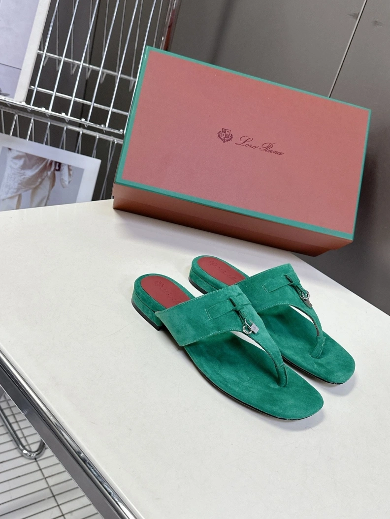 Compact Othxr Slippers 212089