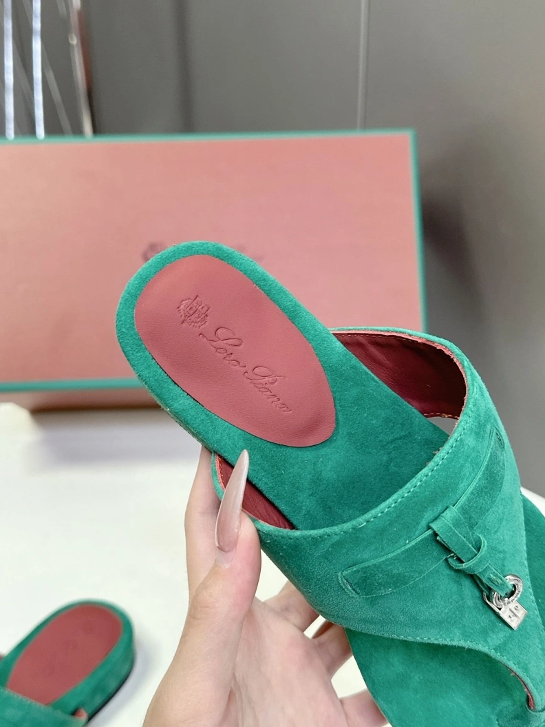 Compact Othxr Slippers 212089